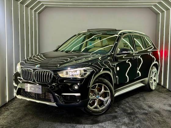 BMW X1 2.0 16V TURBO ACTIVEFLEX SDRIVE20I 4P AUTOMÁTICO BMW X1 2.0 16V TURBO ACTIVEFLEX SDRIVE20I 4P AUTOMÁTICO